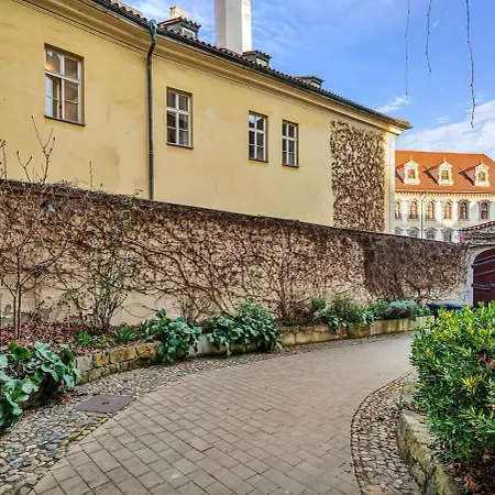 Romantic By Castle Apartmán Praha